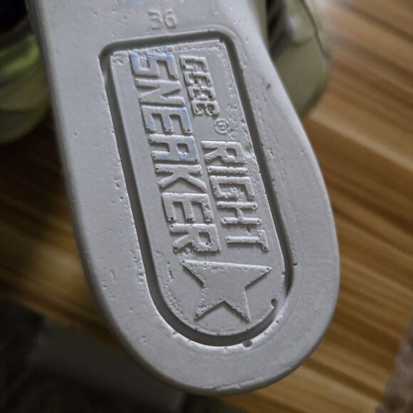 Golden Goose GGDB Womens Sneakers Superstar Leather White Silver Black 5.5 EU 36 - Picture 8 of 10